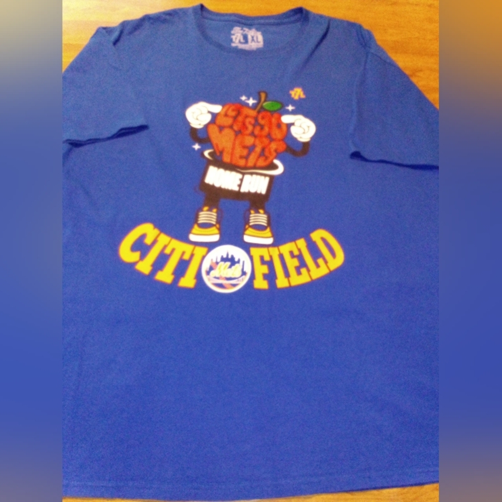 Lets Go Mets The 7 Line Blue XL Citi Field Home Run Apple Licensed T-Shirt